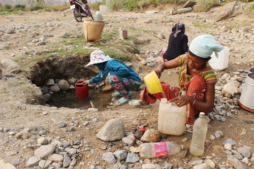 Trên 3.400 hộ dân tỉnh Khánh Hòa thiếu nước sinh hoạt nghiêm trọng